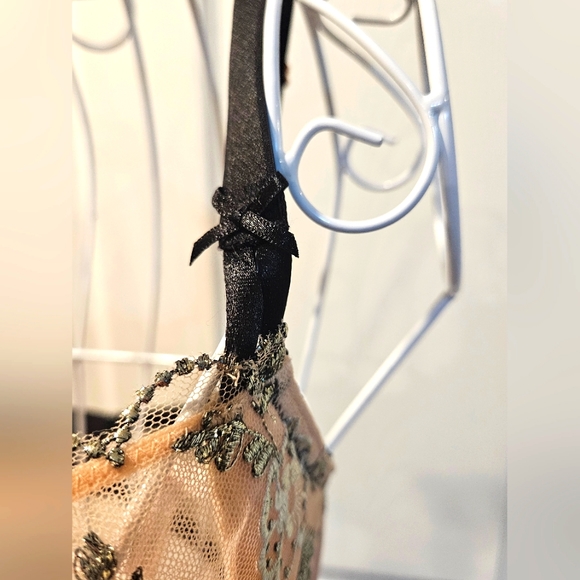 Victoria's Secret Dream Angels Push up Without Padding Bra - Picture 4 of 8